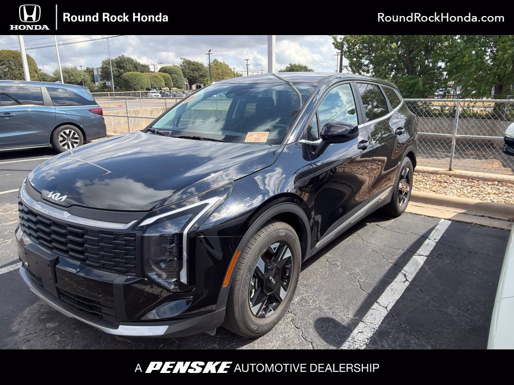 Used 2026 Kia Sportage LX FWD image 1
