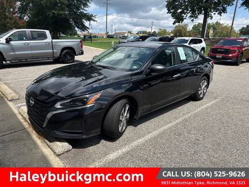 Used 2024 Nissan Altima 2.5 S FWD image 1