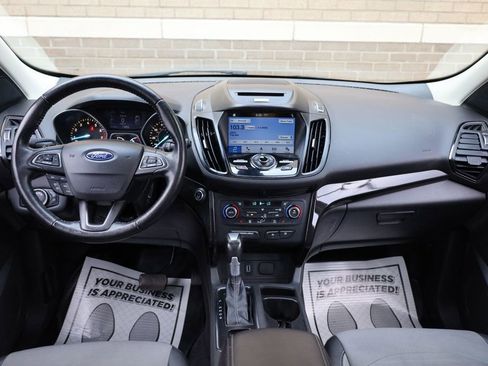 Used 2017 Ford Escape Titanium image 31
