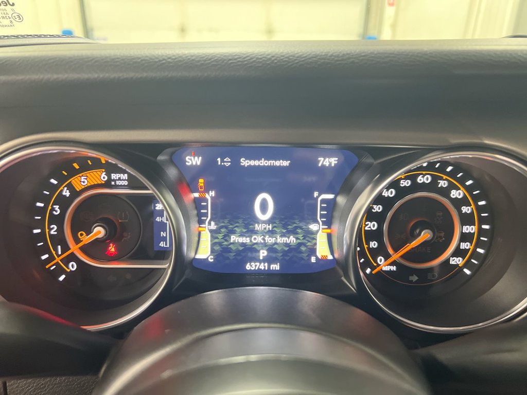 Used 2023 Jeep Gladiator Sport AWD/4WD image 12