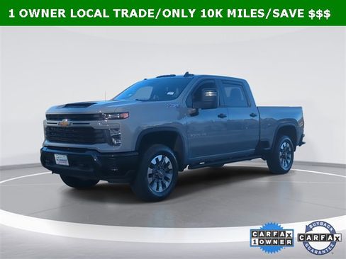 Used 2025 Chevrolet Silverado 2500 Custom w/ Custom Value Package image 1