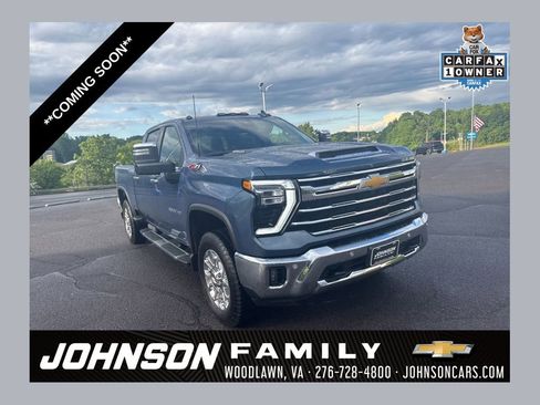 Used 2025 Chevrolet Silverado 2500 LTZ w/ LTZ Plus Package AWD/4WD image 1
