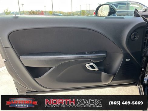 Used 2022 Dodge Challenger R/T Scat Pack image 8