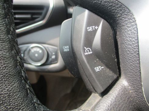 Used 2013 Ford C-MAX SE FWD image 29