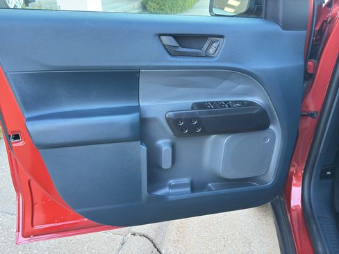 Used 2024 Ford Maverick XLT w/ XLT Luxury Package image 13