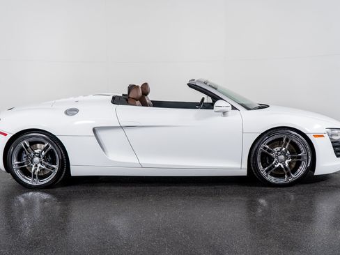 Used 2011 Audi R8 V8 image 5
