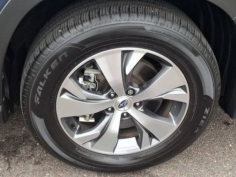 Certified 2025 Subaru Ascent Premium AWD/4WD image 8