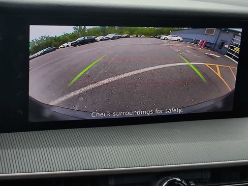 Certified 2025 Nissan Murano SV AWD/4WD image 17