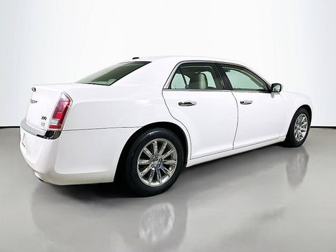 Used 2012 Chrysler 300 Limited w/ Luxury Group image 7