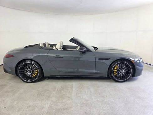 Used 2026 Mercedes-Benz SL 55 AMG 4MATIC image 3