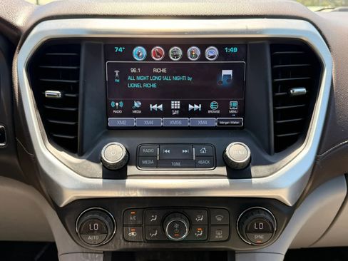 Used 2019 GMC Acadia SLT FWD image 19