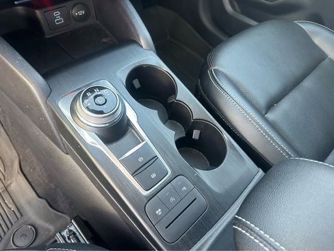 Used 2022 Ford Escape Titanium w/ Class II Trailer Tow Package image 14