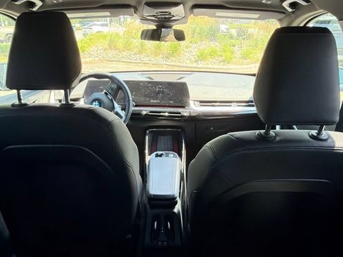 Used 2025 BMW X1 xDrive28i AWD/4WD image 13