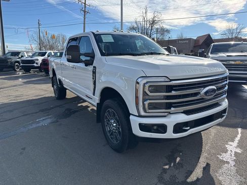 Used 2024 Ford F250 Limited image 7