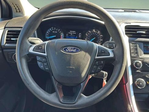 Used 2014 Ford Fusion SE image 32