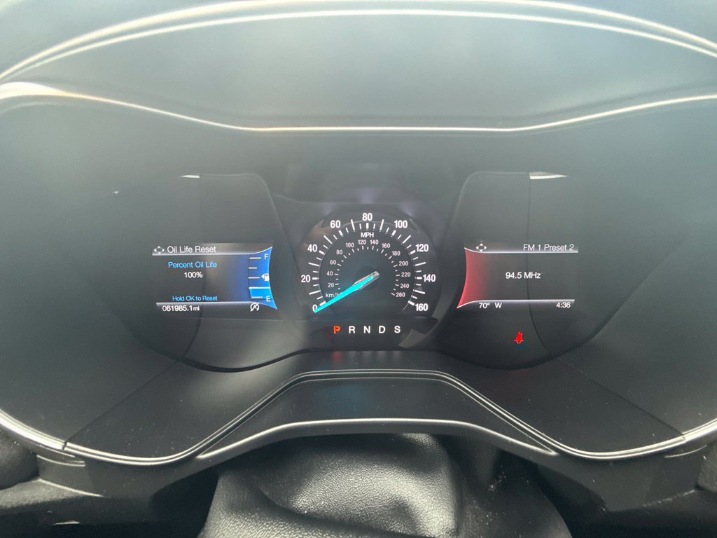 Used 2019 Ford Fusion SE FWD image 23