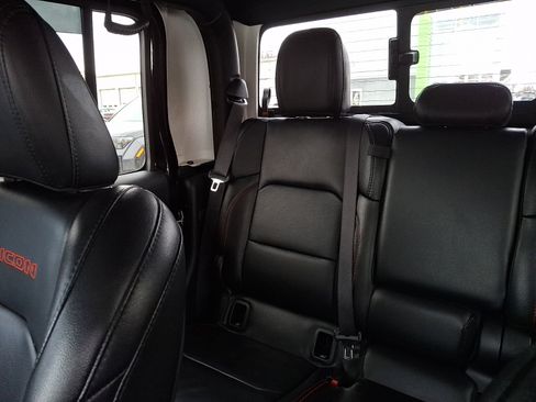 Used 2020 Jeep Gladiator Rubicon w/ Dual Top Group image 18