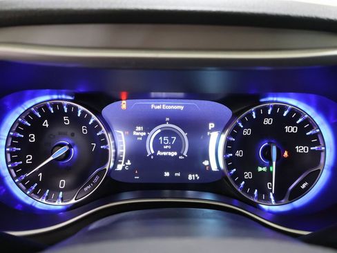 New 2027 Chrysler Pacifica Limited w/ S Appearance Package AWD/4WD image 25