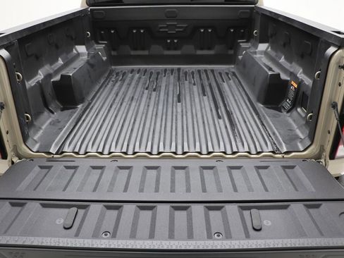 Used 2024 Chevrolet Colorado Trail Boss w/ Advanced Trailering Package image 12