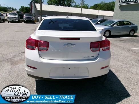 Used 2013 Chevrolet Malibu Eco w/ Power Convenience Package FWD image 5