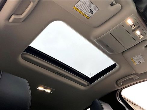 Used 2025 MAZDA CX-90 3.3 Turbo w/ Preferred Package image 25