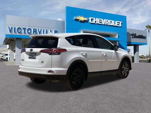 Used 2018 Toyota RAV4 LE w/ All Weather Liner Package AWD/4WD image 4