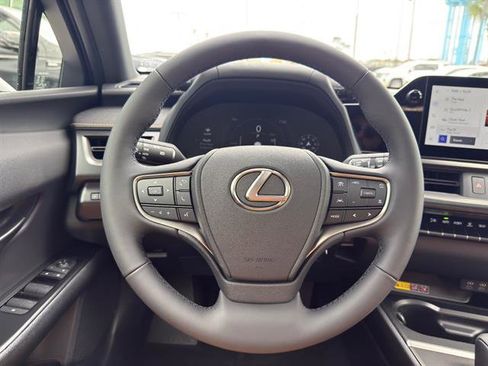 New 2026 Lexus UX 300h FWD image 15