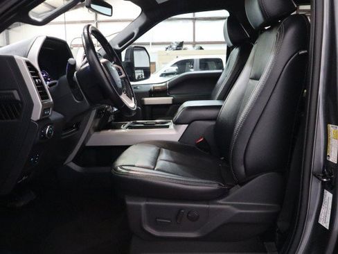 Used 2022 Ford F250 Lariat w/ Lariat Ultimate Package AWD/4WD image 6