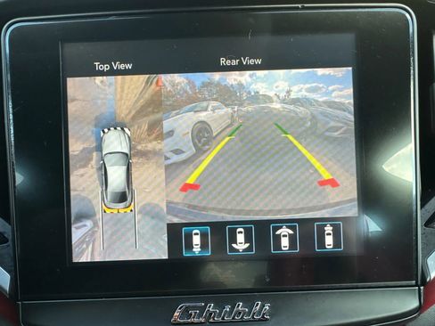 Used 2019 Maserati Ghibli GranSport image 13