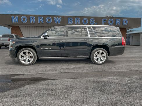 Used 2018 Chevrolet Suburban Premier AWD/4WD image 3