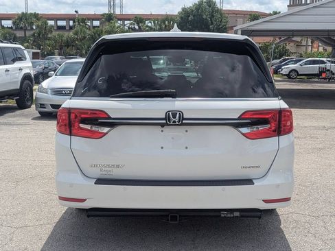 Used 2023 Honda Odyssey Touring image 5