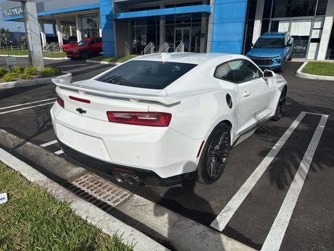 Used 2018 Chevrolet Camaro ZL1 image 7