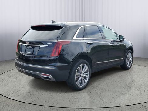 Used 2024 Cadillac XT5 Premium Luxury AWD/4WD image 3