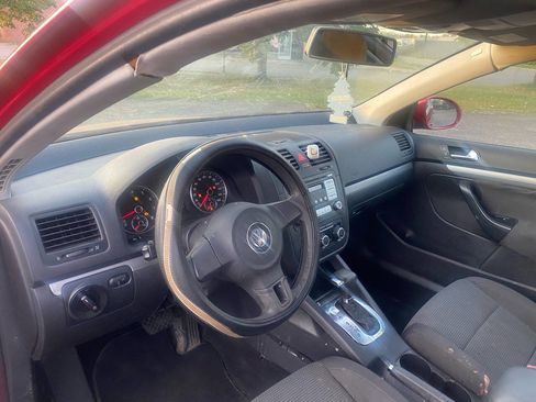Used 2010 Volkswagen Jetta S image 7
