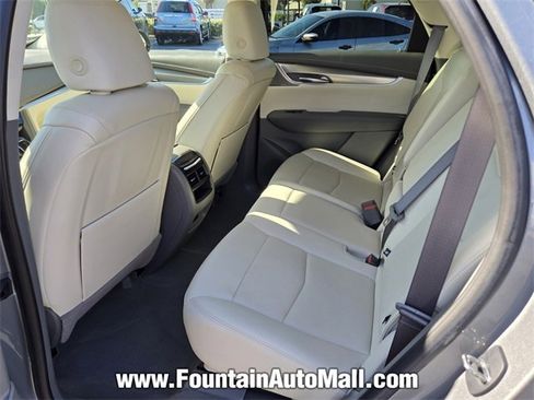 Used 2023 Cadillac XT5 Premium Luxury image 9