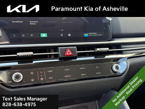 New 2026 Kia Sportage LX image 11