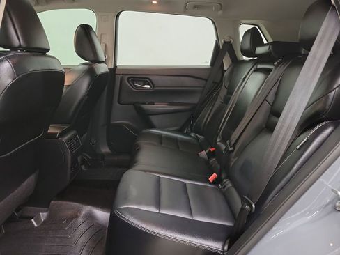 Used 2022 Nissan Rogue SL image 13