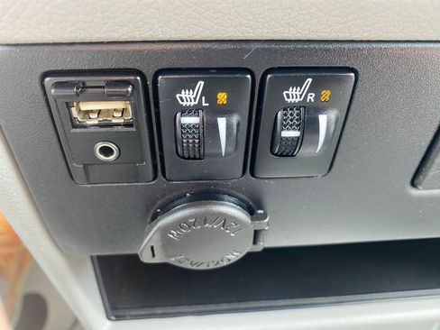 Used 2017 Toyota Sienna XLE FWD image 15