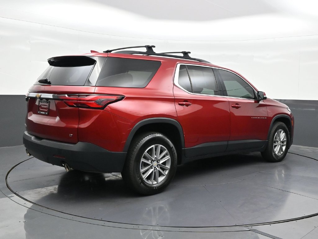 Used 2022 Chevrolet Traverse LT FWD image 5