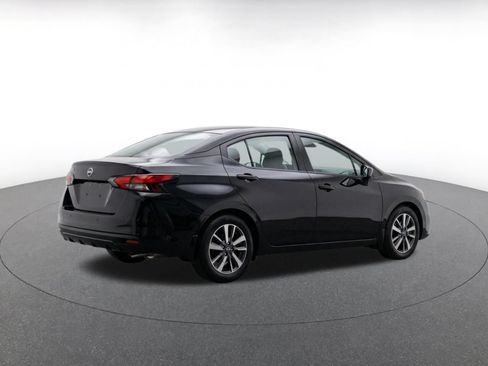 Used 2025 Nissan Versa SV FWD image 9