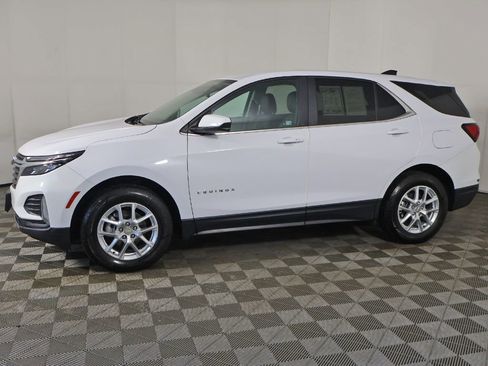 Used 2022 Chevrolet Equinox LT AWD/4WD image 16