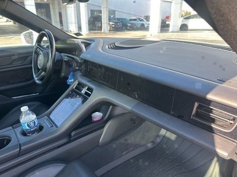 Used 2020 Porsche Taycan 4S image 37