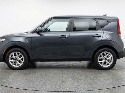 Used 2025 Kia Soul LX w/ LX Technology Package image 5