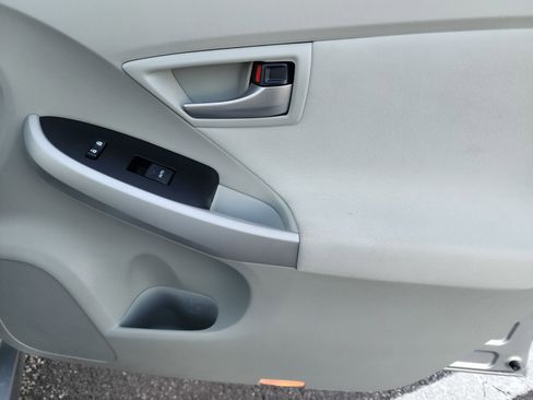 Used 2012 Toyota Prius Two image 13