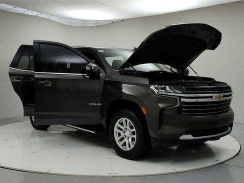 Used 2021 Chevrolet Tahoe LT AWD/4WD image 9