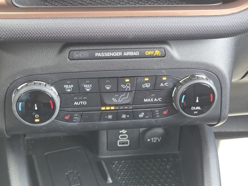 Used 2024 Ford Bronco Sport Outer Banks w/ Tech Package AWD/4WD image 37