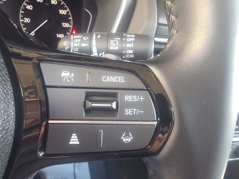 Used 2025 Honda Pilot Touring image 33