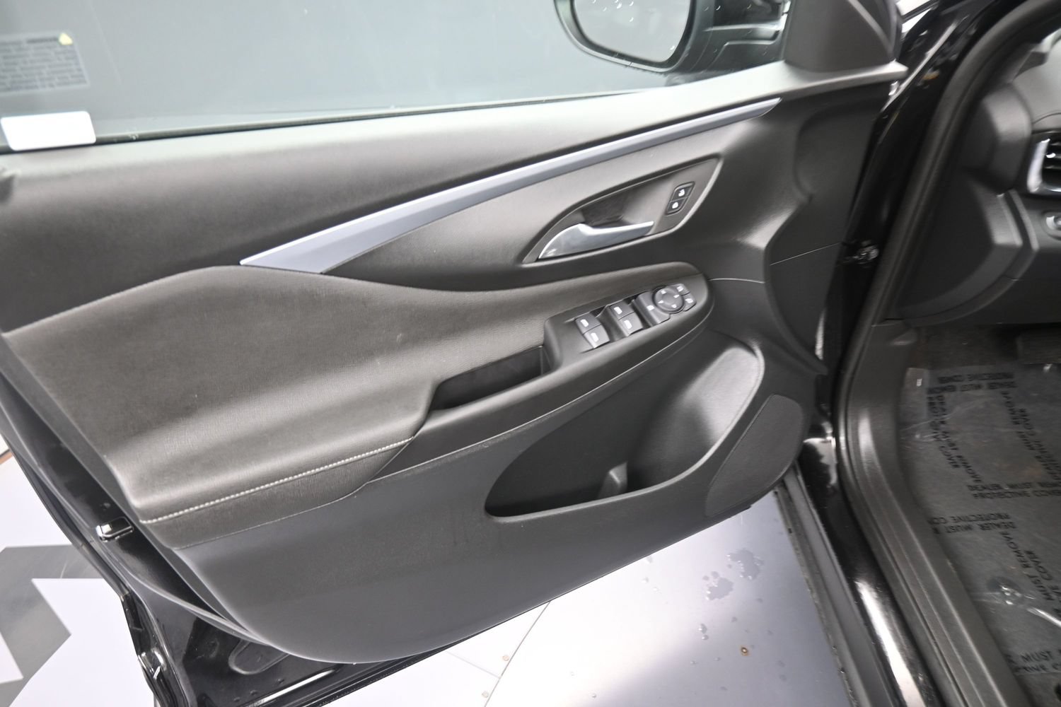 Used 2026 Buick Envista Preferred w/ Advanced Safety Package FWD image 13