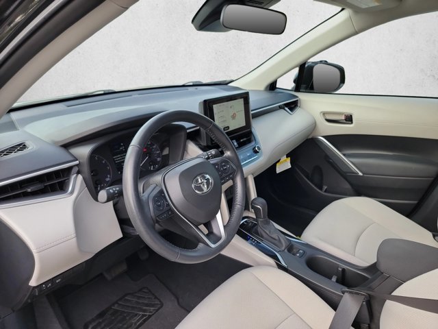 Used 2023 Toyota Corolla Cross LE w/ Moonroof Package AWD/4WD image 10