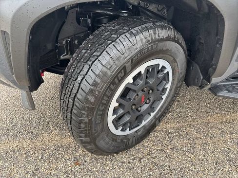 New 2026 Toyota 4Runner TRD Off-Road Premium AWD/4WD image 32